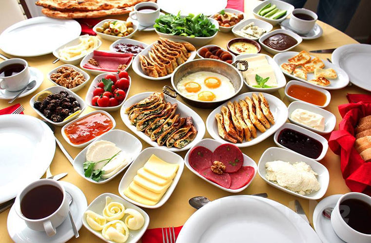 Serpme Kahvaltı